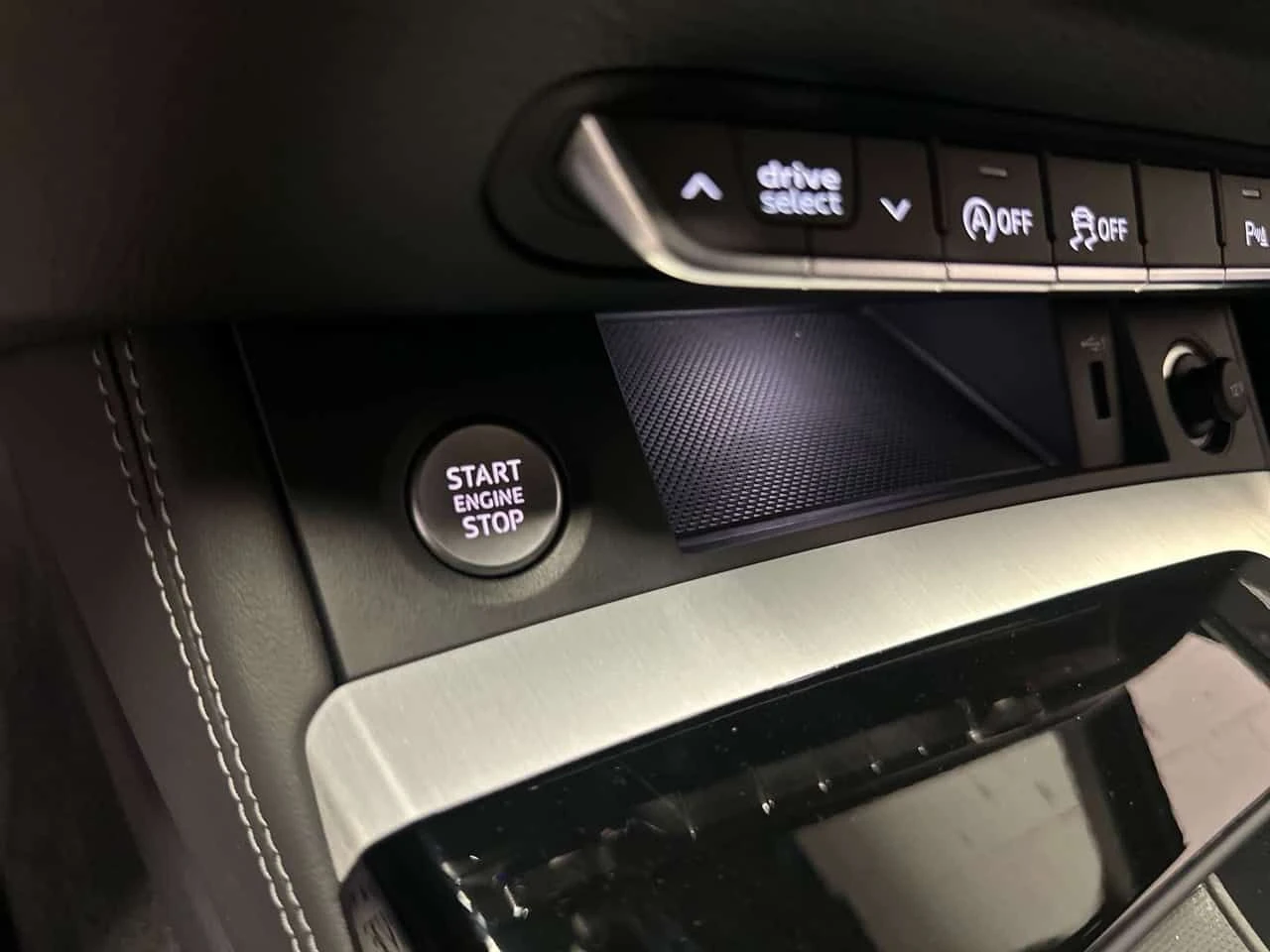 Audi Q5 * PROGRESSIV QUATTRO ~BLACK OPTIC EDITION~ 360 CAM, снимка 16 - Автомобили и джипове - 54893045