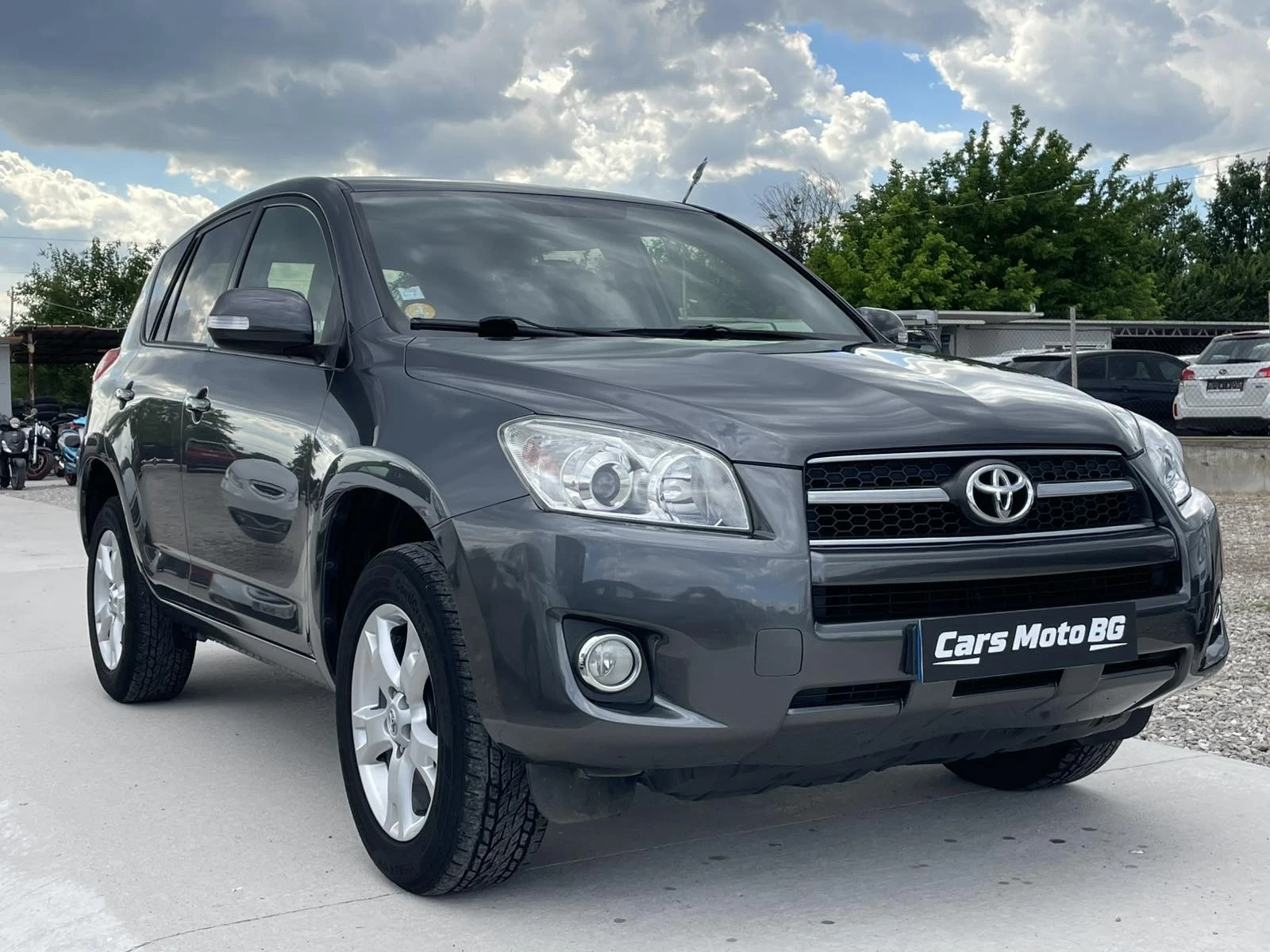 Toyota Rav4 2.2 D4D, снимка 2 - Автомобили и джипове - 54972810