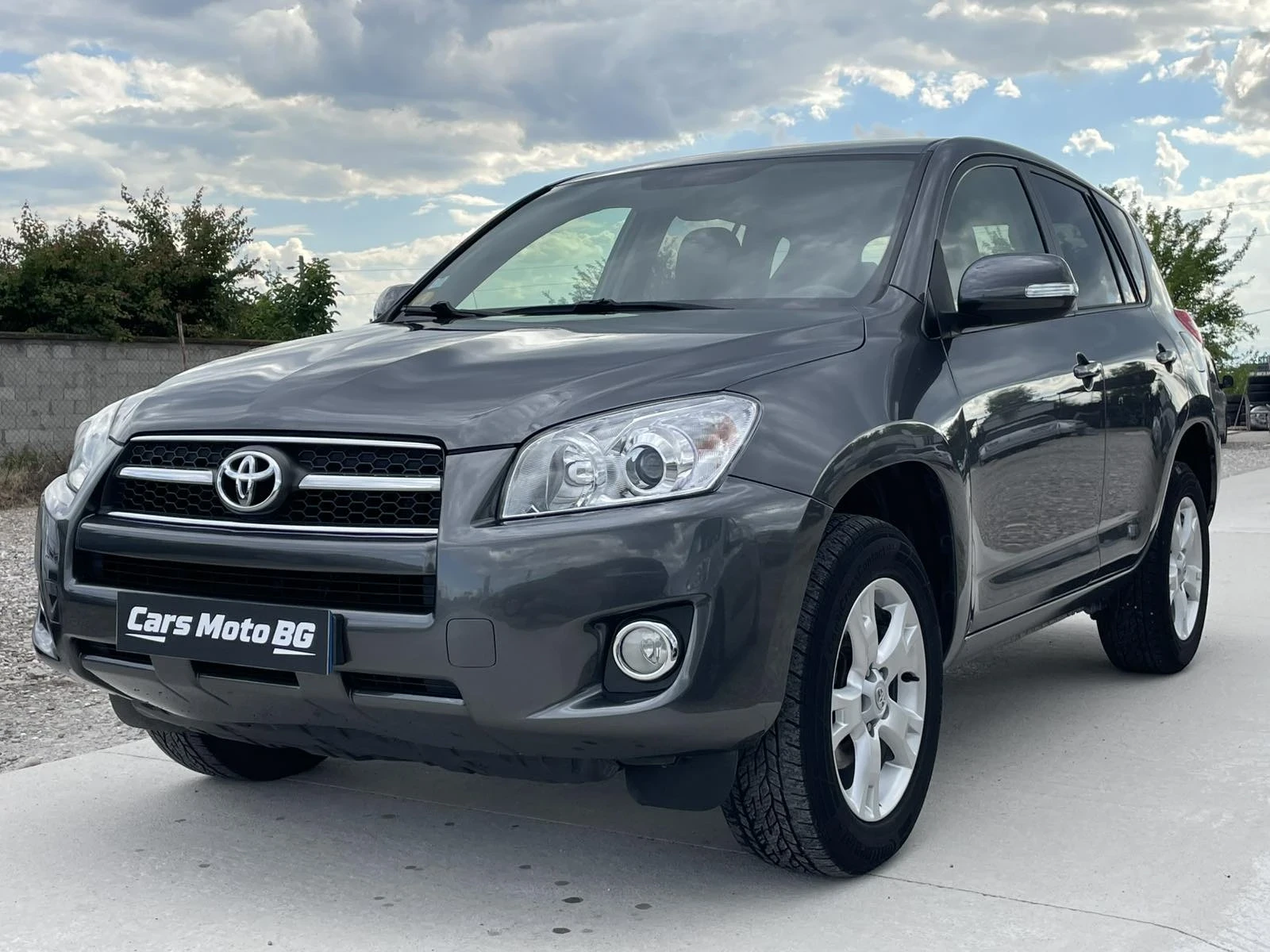 Toyota Rav4 2.2 D4D, снимка 3 - Автомобили и джипове - 54972810