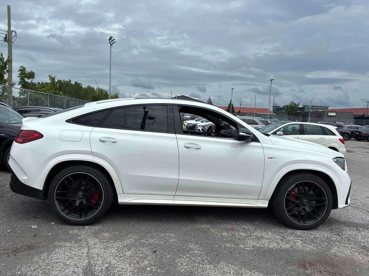 Mercedes-Benz GLE 53 4MATIC AMG COUPE/ОБДУХВАНЕ/ПАНОРАМА/360/OT MERCEDES, снимка 4 - Автомобили и джипове - 55470369