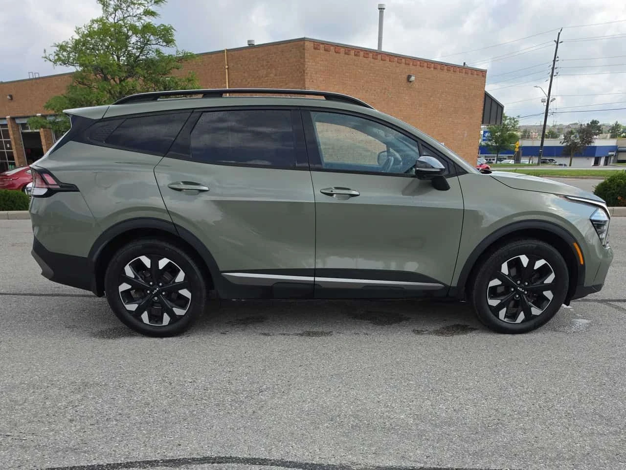 Kia Sportage X Line Limited / 360 / ДИСТРОНИК / АВТОКРЕДИТ , снимка 3 - Автомобили и джипове - 55500501