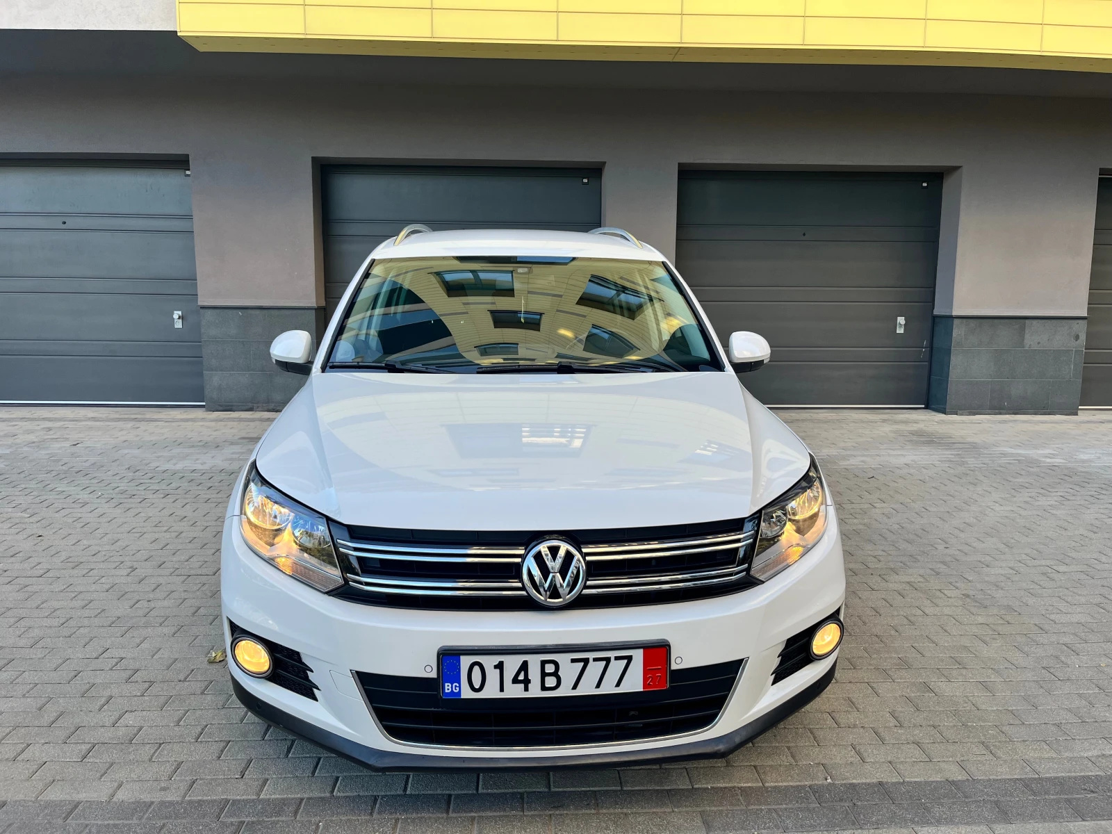 VW Tiguan 2.0TDI 4x4 Сервизна история във Фолксваген