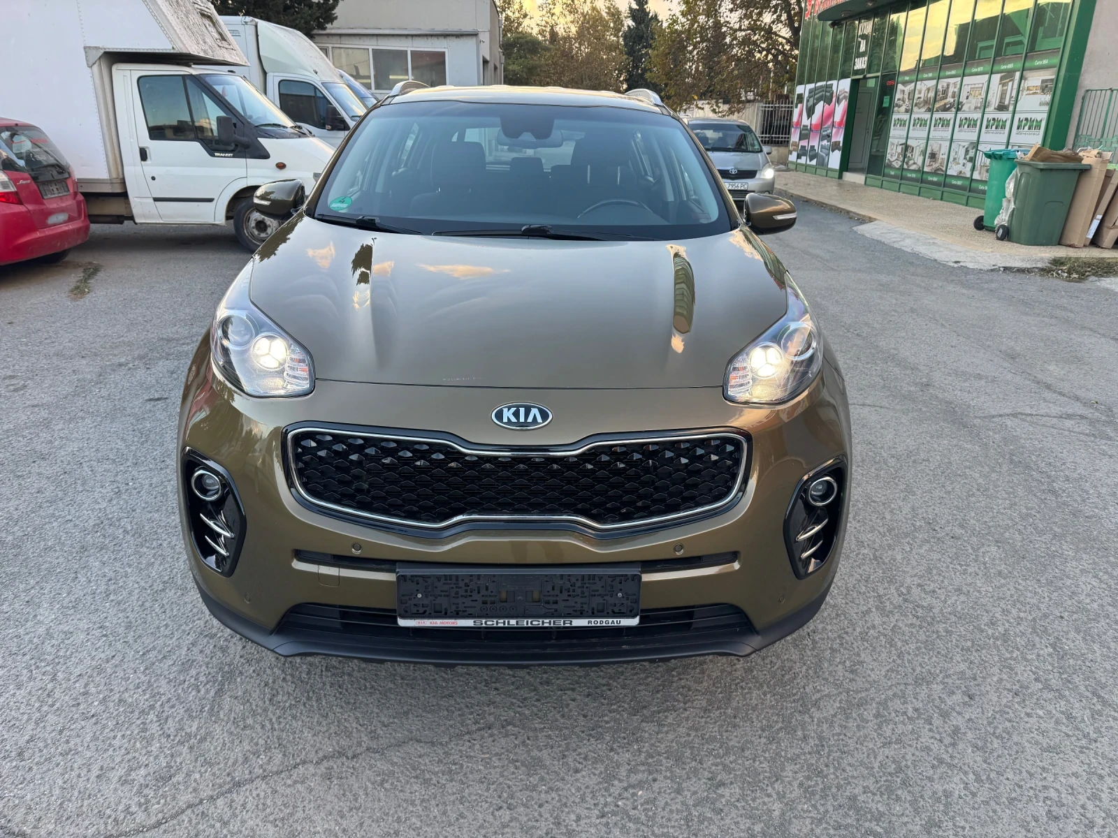 Kia Sportage 1.6 GDI, снимка 2 - Автомобили и джипове - 56331584