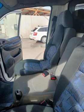 Hyundai H1, снимка 15