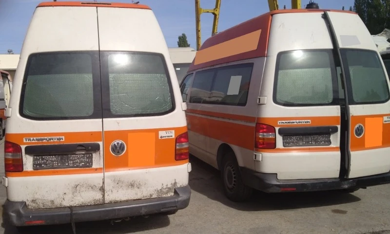 VW Transporter, снимка 3 - Бусове и автобуси - 42496386