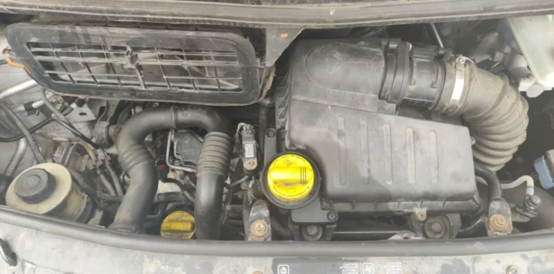 Opel Vivaro 1.9d, Клима, Face, снимка 12 - Бусове и автобуси - 49485254