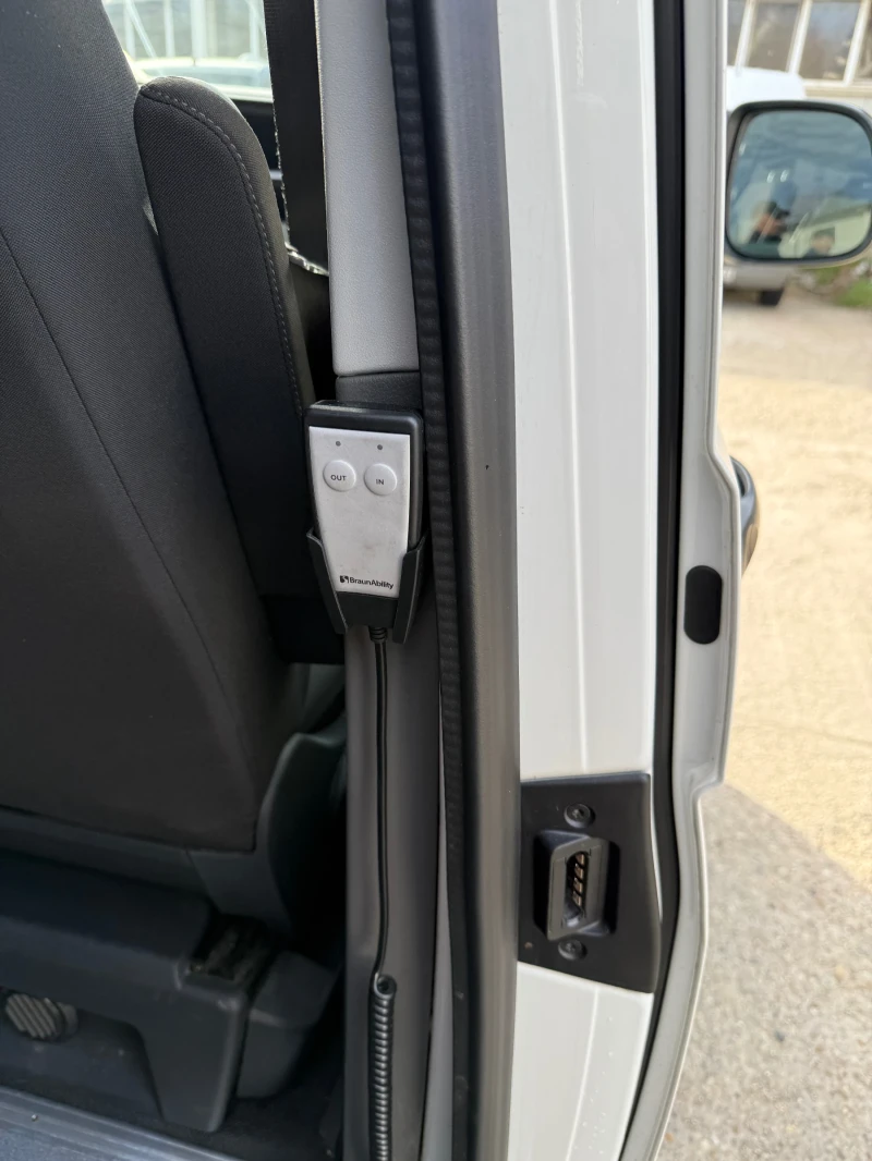 VW Transporter, снимка 14 - Бусове и автобуси - 52045793