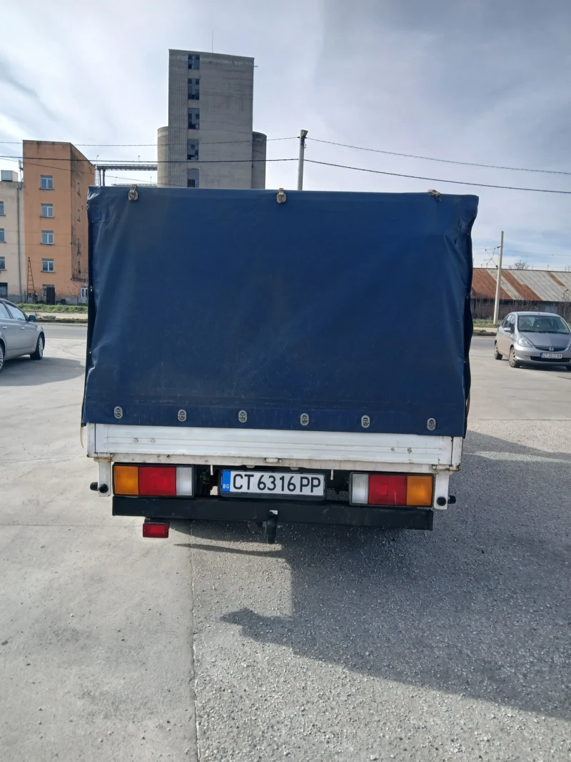 Hyundai H1, снимка 2 - Бусове и автобуси - 53564051