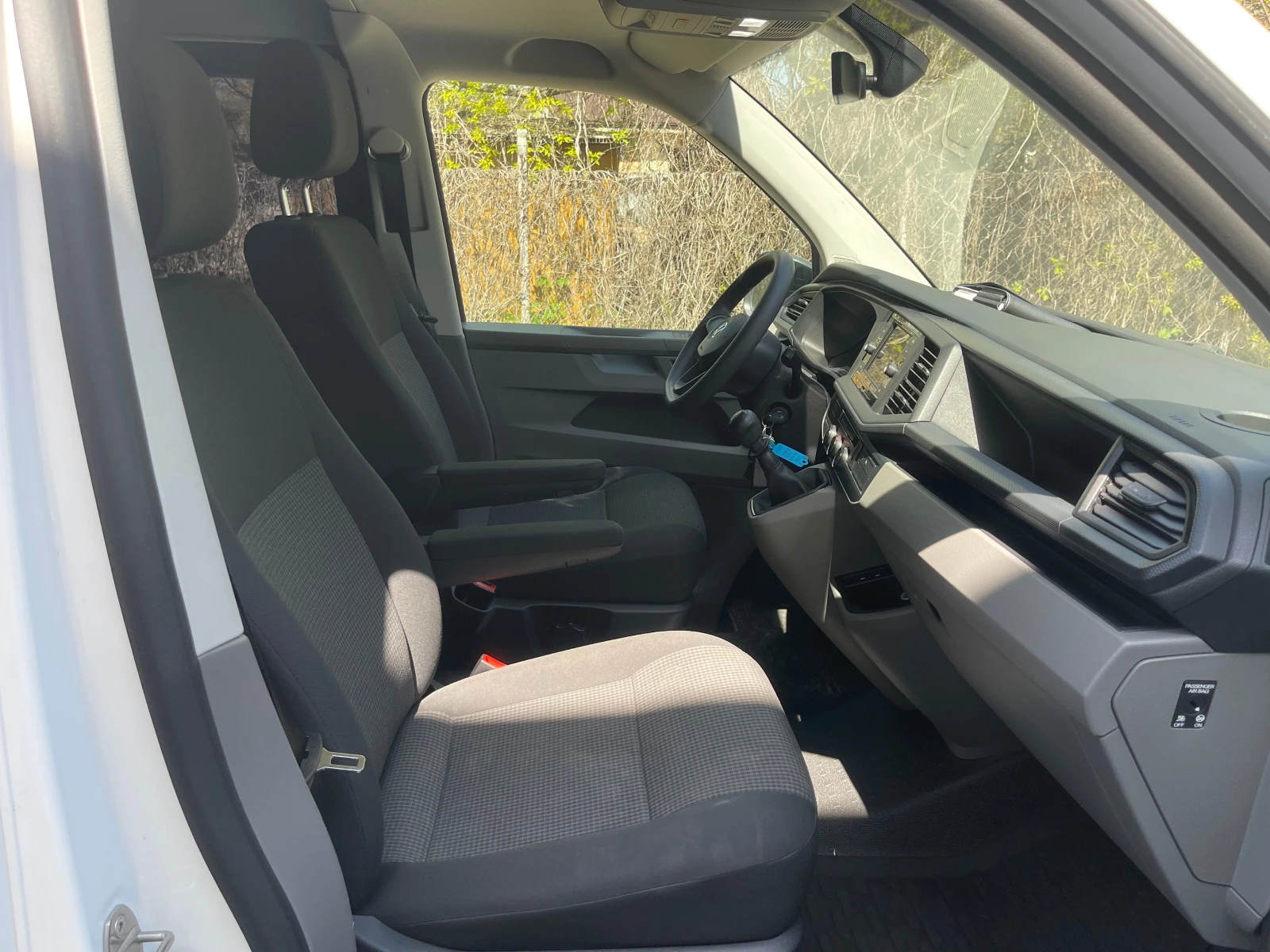 VW Transporter, снимка 11 - Бусове и автобуси - 53651840