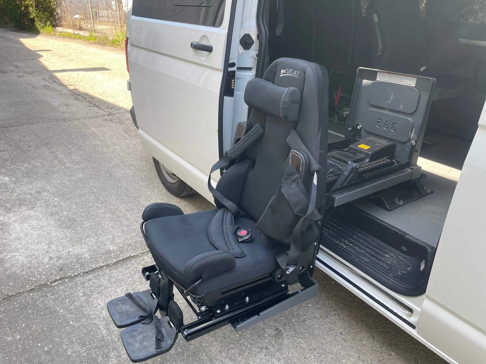 VW Transporter, снимка 15 - Бусове и автобуси - 53651840