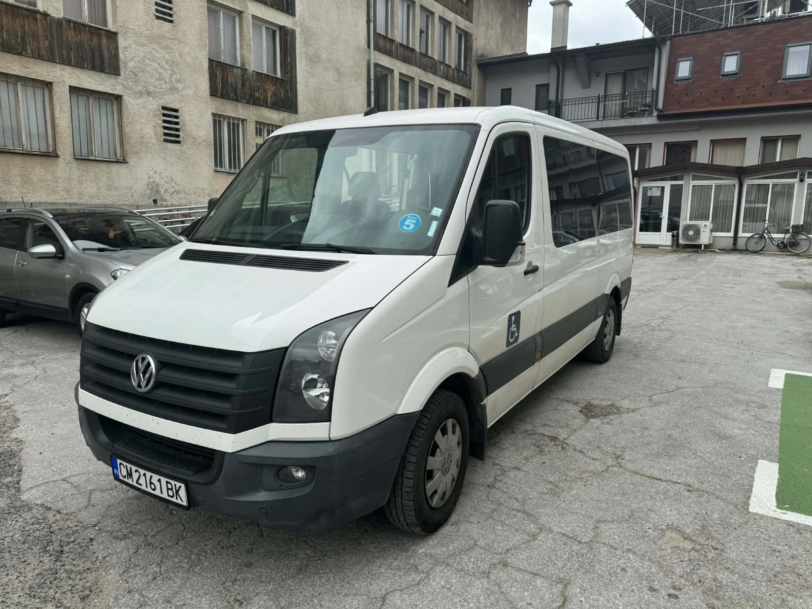 VW Crafter, снимка 2 - Бусове и автобуси - 53946100