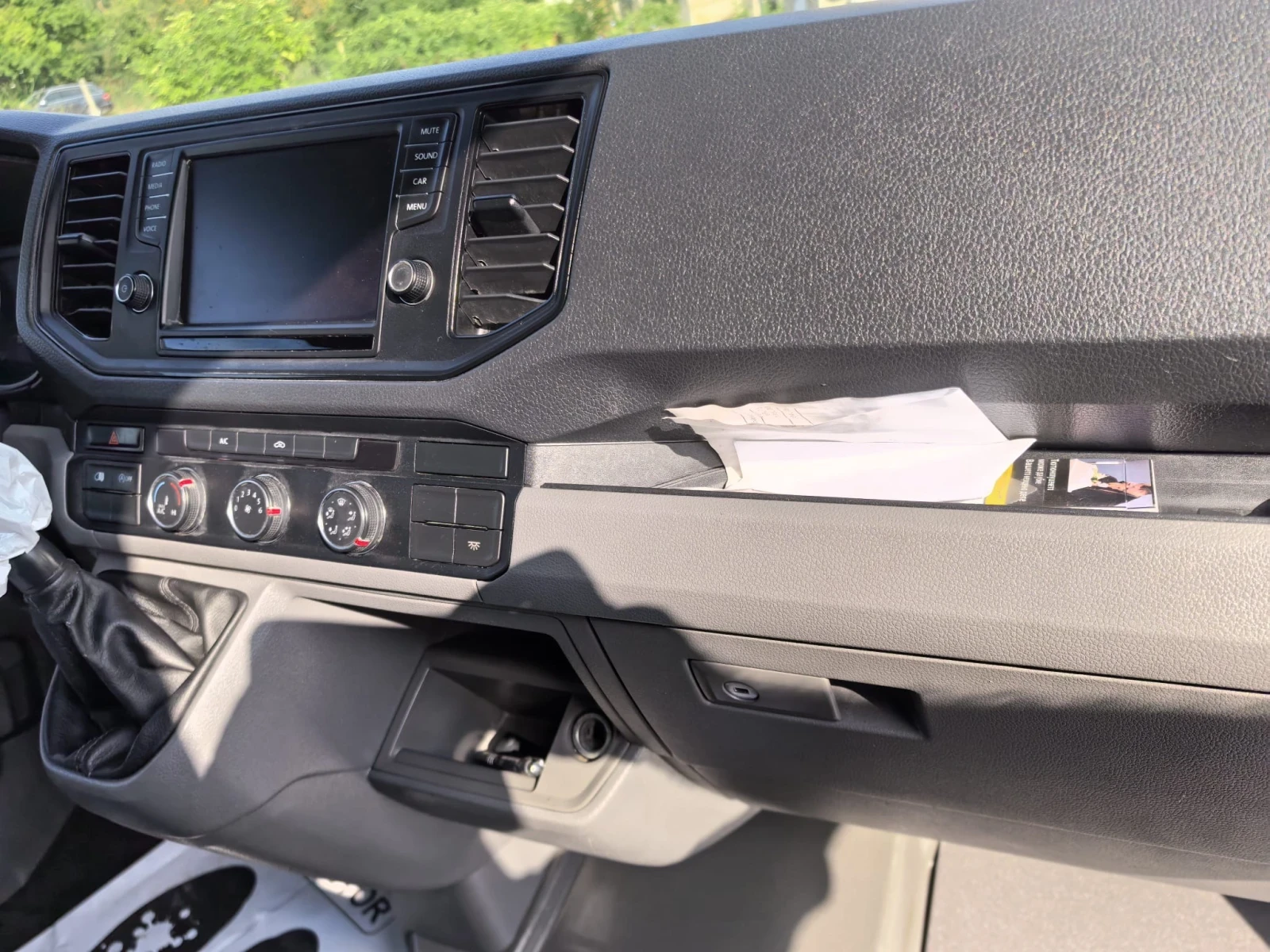 VW Crafter, снимка 10 - Бусове и автобуси - 55480437