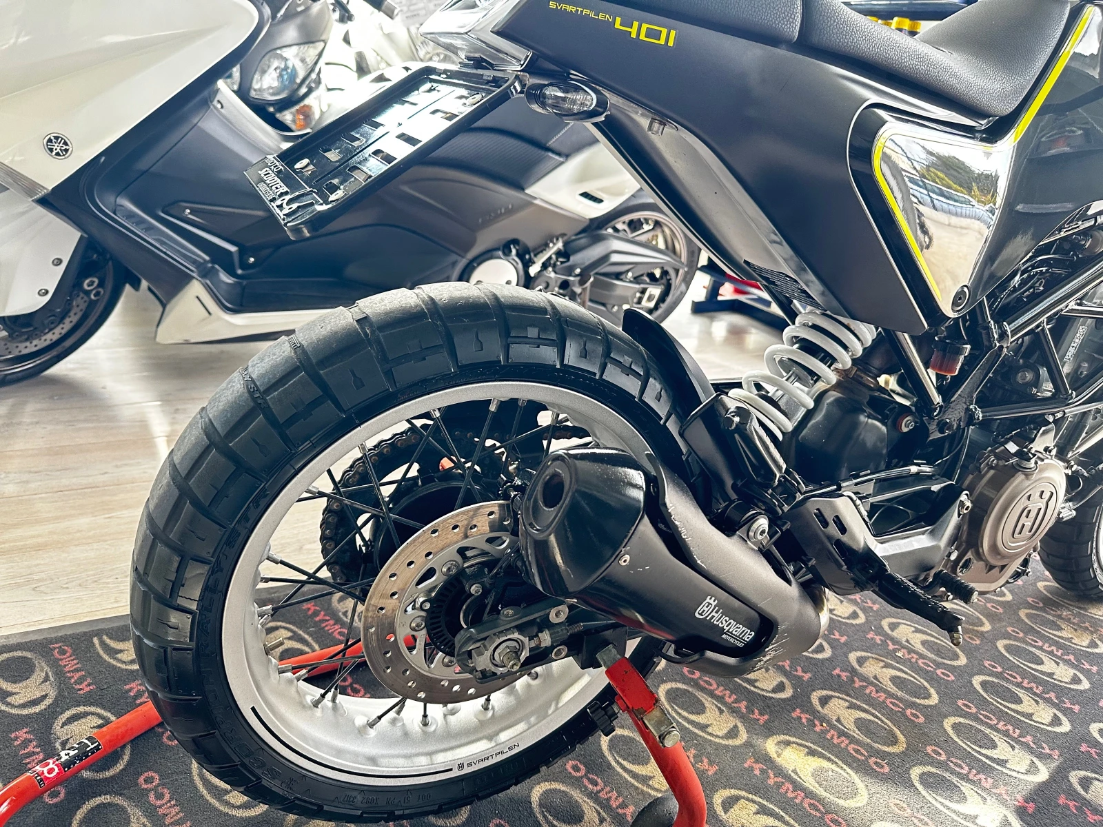 Husqvarna Svartpilen 401 ABS/LED 04.2018. | Mobile.bg   11