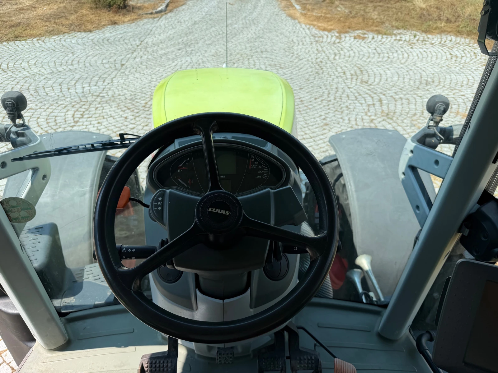 Трактор Claas ARION 550 CEBIS НАВИГАЦИЯ ЛИЗИНГ, снимка 17 - Селскостопанска техника - 55143420