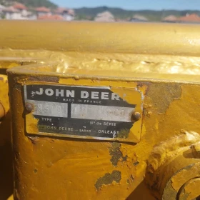 Обява за продажба на Челен товарач John Deere 455А ~30 000 лв. - изображение 6