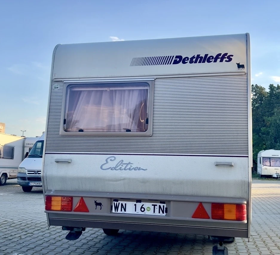Каравана Dethleffs RM2A, снимка 3 - Каравани и кемпери - 54699849