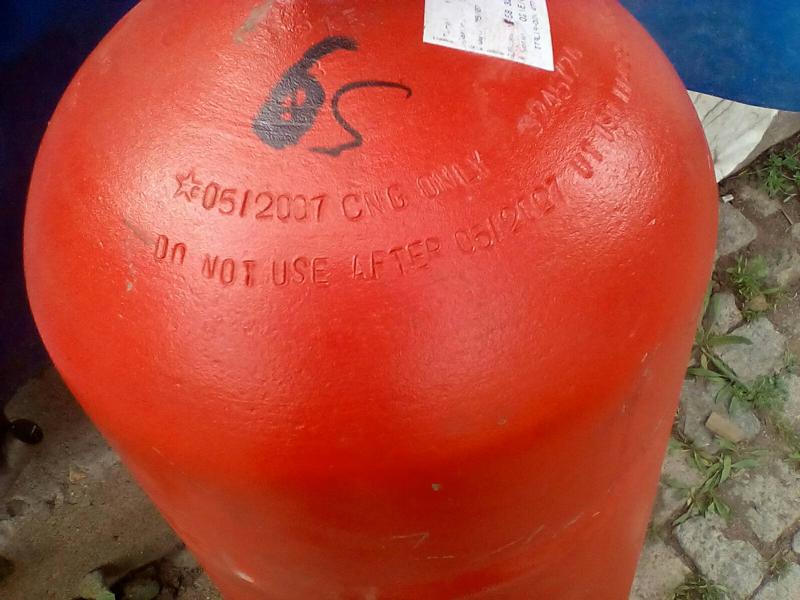 40 бройки 59 литра Бутилки за метан 2007 година, снимка 2 - Части - 45808604