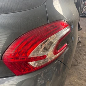 ����� �� �������� �� ����� ����� ���� �� Peugeot 208 1782-1782