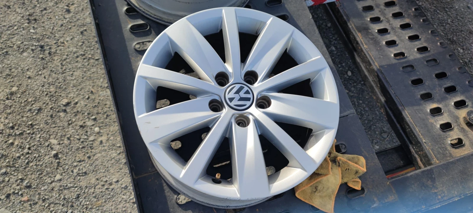 ������ �� VW | Mobile.bg � ����������� 2