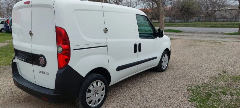 Fiat Doblo 1.4 бензин/метан клима, снимка 7 - Автомобили и джипове - 44860690