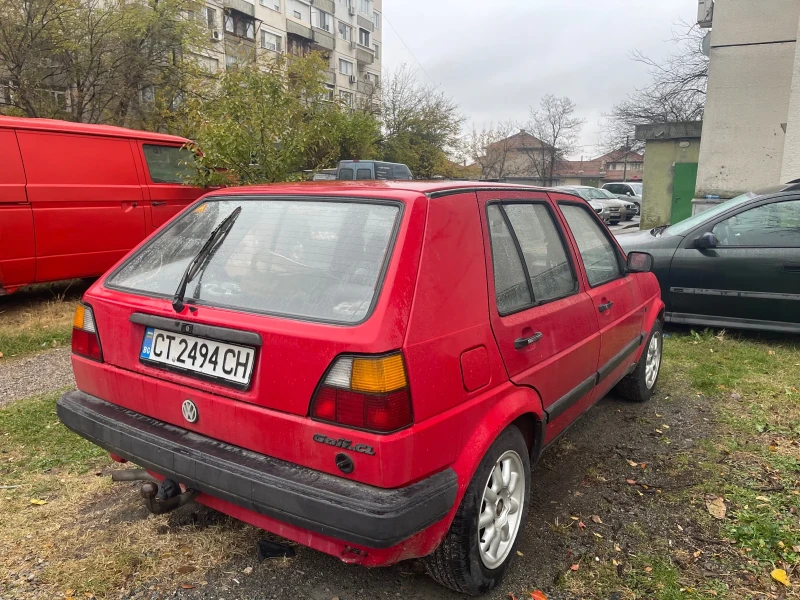 VW Golf 1.3, снимка 2 - Автомобили и джипове - 47969480