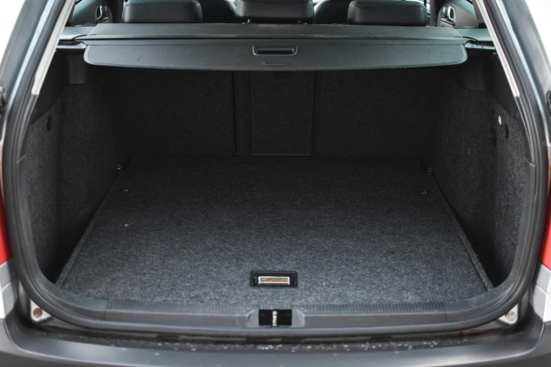 Skoda Octavia 2.0 TDI SCOUT, снимка 16 - Автомобили и джипове - 50642080