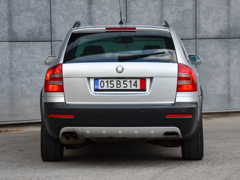 Skoda Octavia 2.0 TDI SCOUT, снимка 4 - Автомобили и джипове - 50642080
