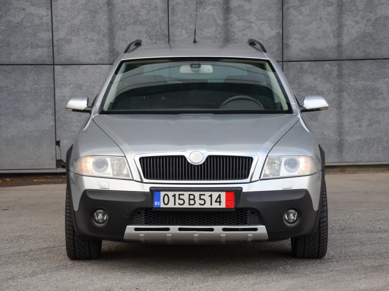 Skoda Octavia 2.0 TDI SCOUT, снимка 6 - Автомобили и джипове - 50642080