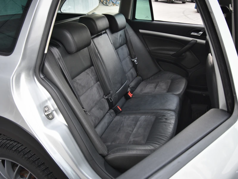Skoda Octavia 2.0 TDI SCOUT, снимка 10 - Автомобили и джипове - 50642080