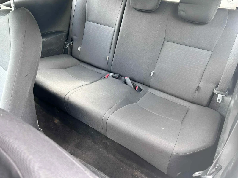 Toyota Yaris, снимка 8 - Автомобили и джипове - 52473391