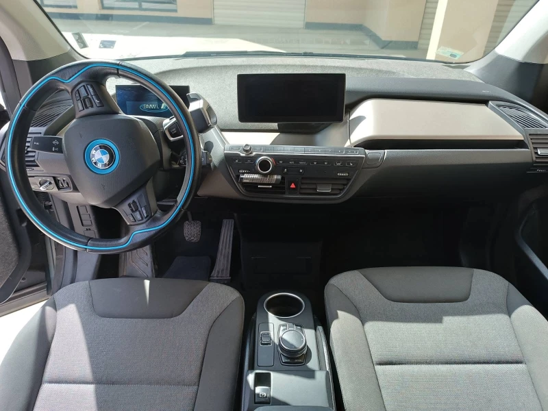 BMW i3 Сервизна история Реален пробег 94Ah 33kWh Comfort - 29500 лв. - 79247376 | Car24.bg