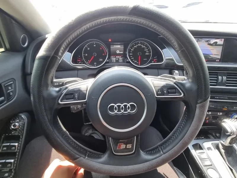 Audi A5 2.0 TDI Quattro, снимка 11 - Автомобили и джипове - 55032309