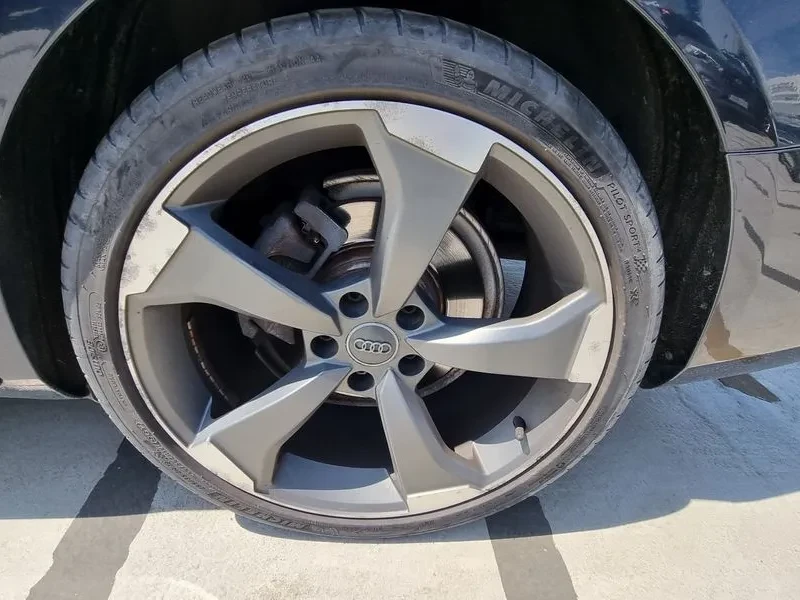 Audi A5 2.0 TDI Quattro, снимка 5 - Автомобили и джипове - 55032309