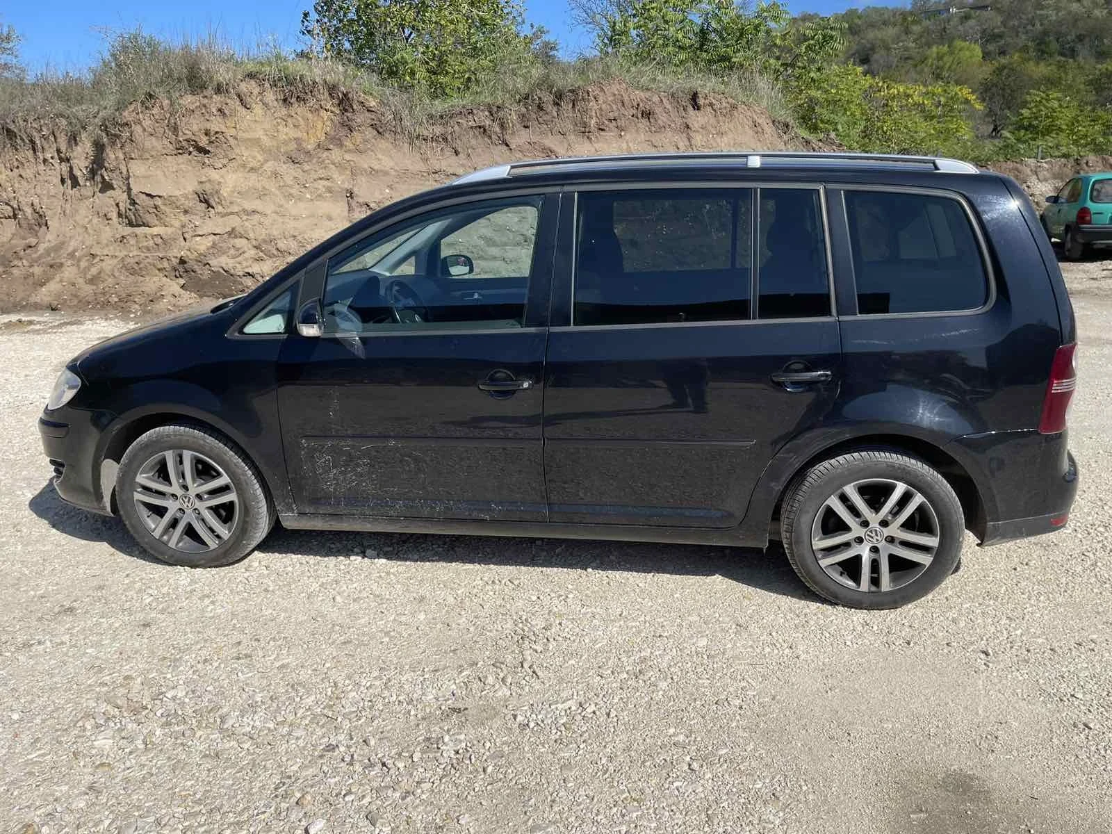 VW Touran 2.0 TDI - изображение 7