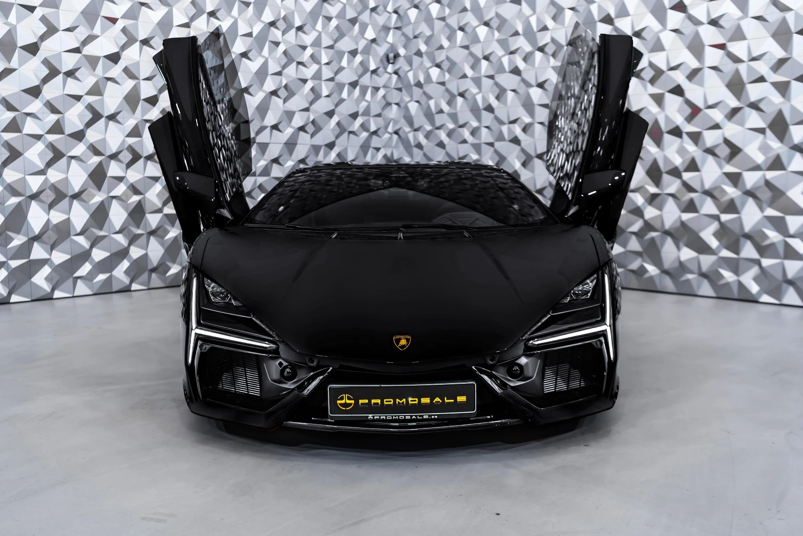 Lamborghini Revuelto Nero gloss - изображение 2