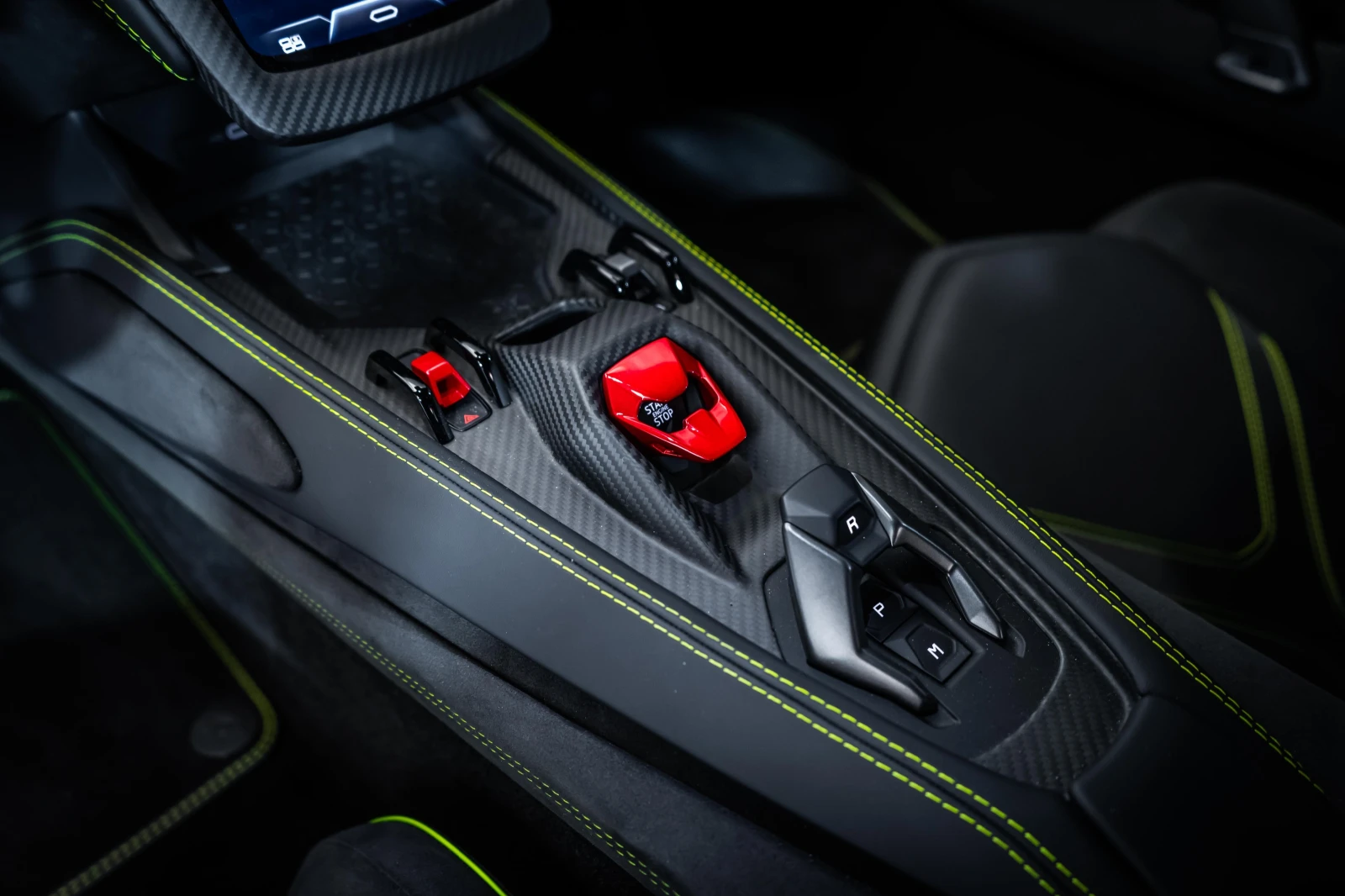 Lamborghini Revuelto Nero gloss - изображение 9