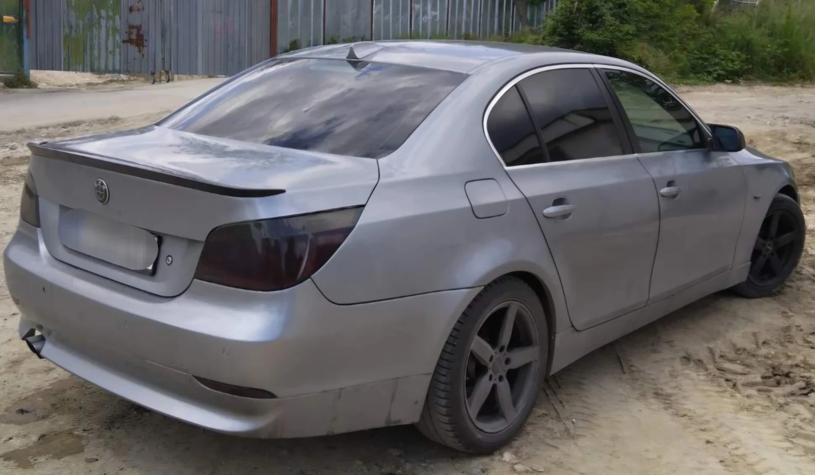 BMW 520 E60 - изображение 2
