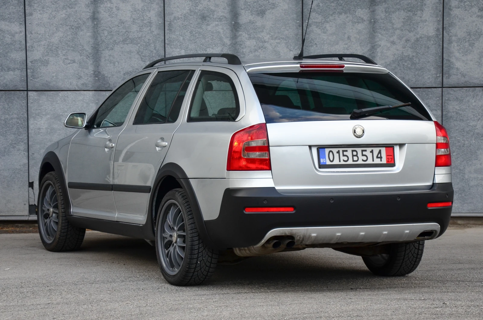Skoda Octavia 2.0 TDI SCOUT - изображение 5