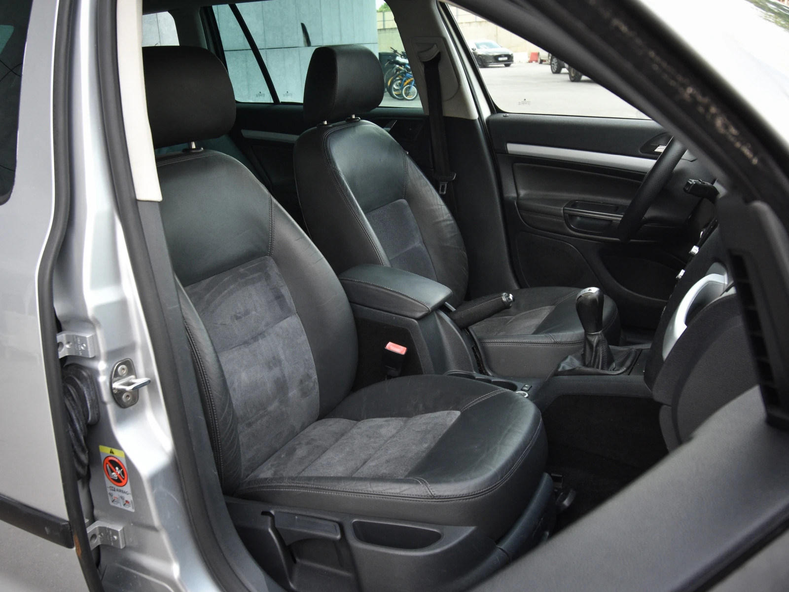 Skoda Octavia 2.0 TDI SCOUT - изображение 8