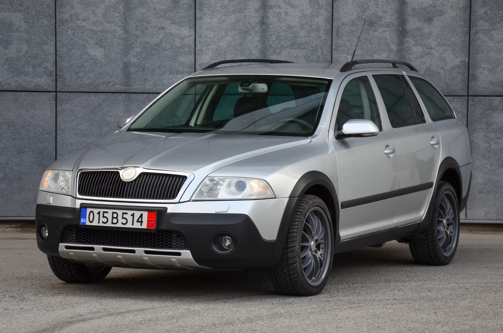 Skoda Octavia 2.0 TDI SCOUT | Mobile.bg   1