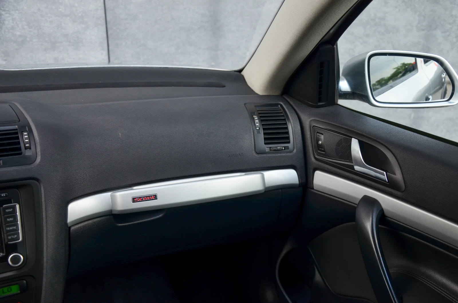 Skoda Octavia 2.0 TDI SCOUT | Mobile.bg   15