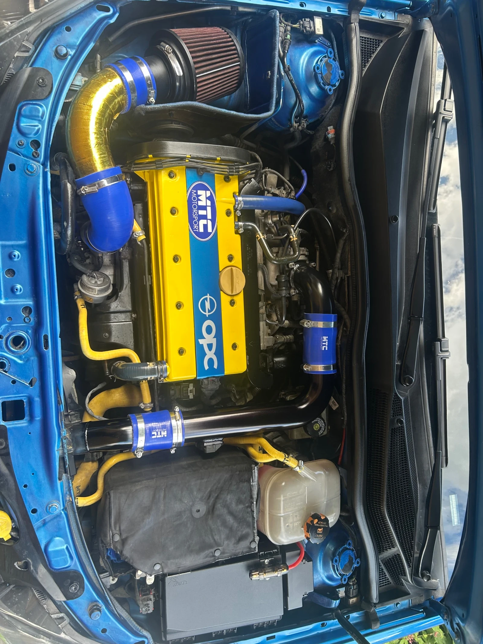 Opel Astra OPC - изображение 10