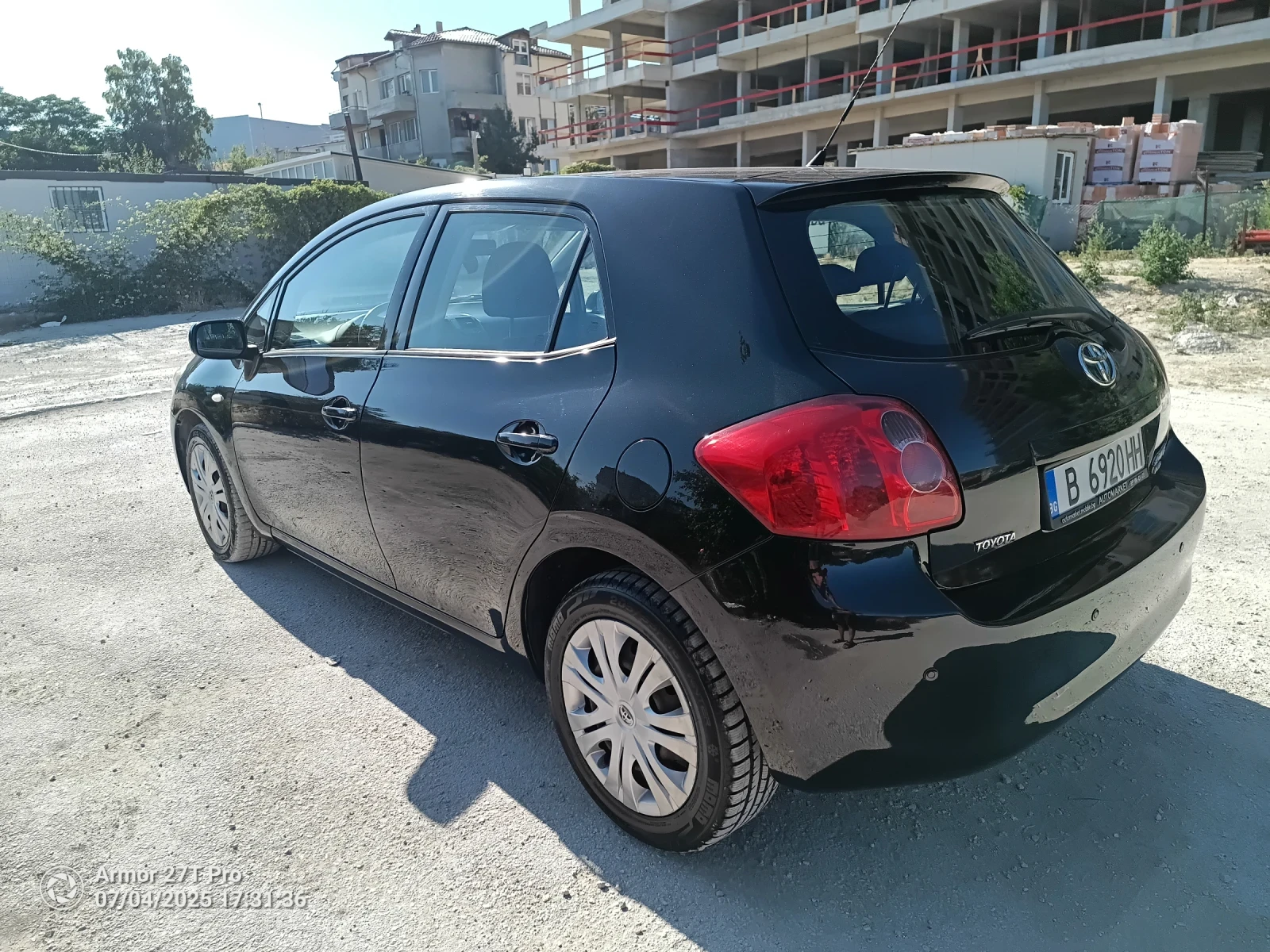 Toyota Auris  - изображение 7