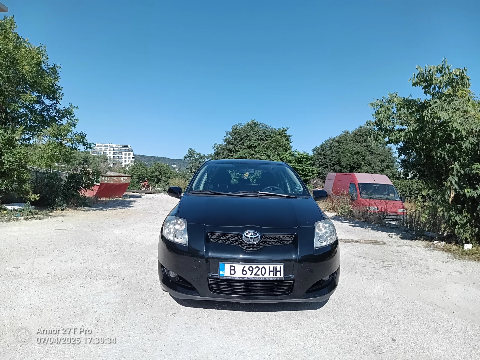 Toyota Auris  - изображение 2