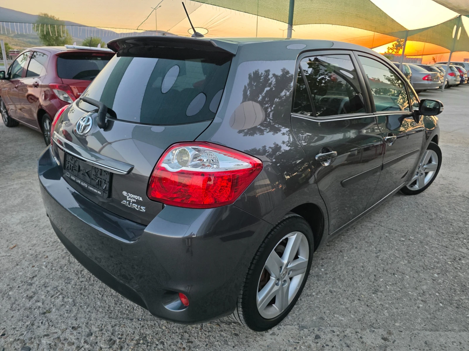 Toyota Auris 1.4 D4D Navi FaceLift - изображение 4