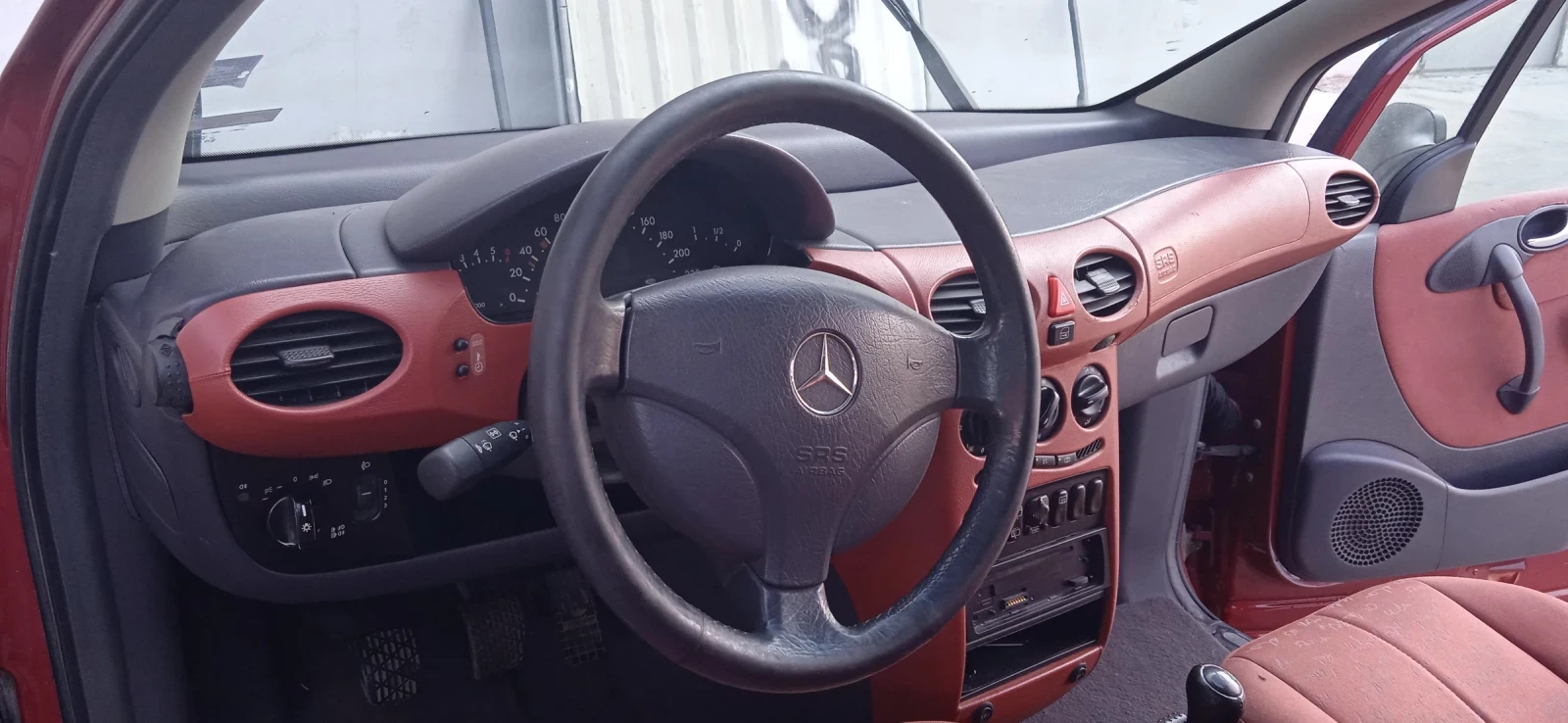 Mercedes-Benz A 160 Нов софтуер, Климатик  - изображение 4
