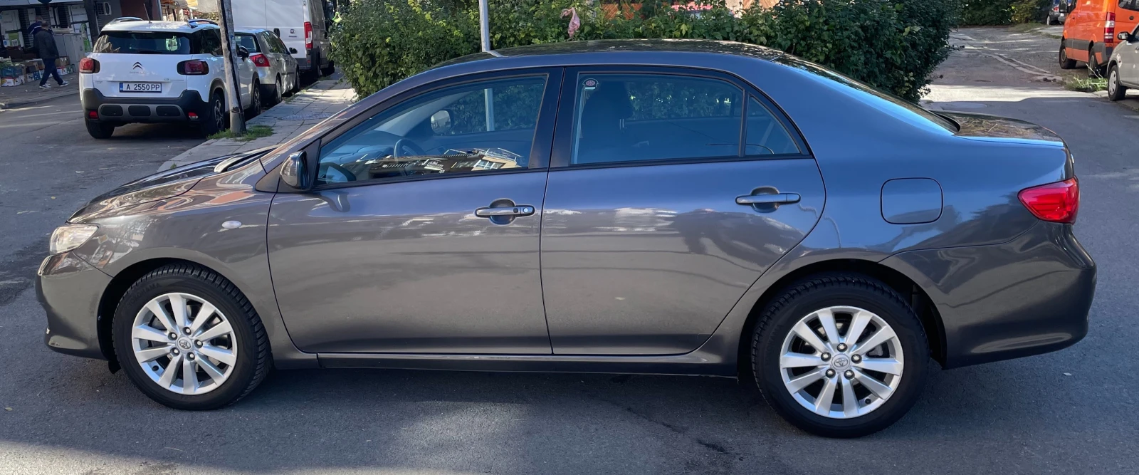 Toyota Corolla D-4D - изображение 4