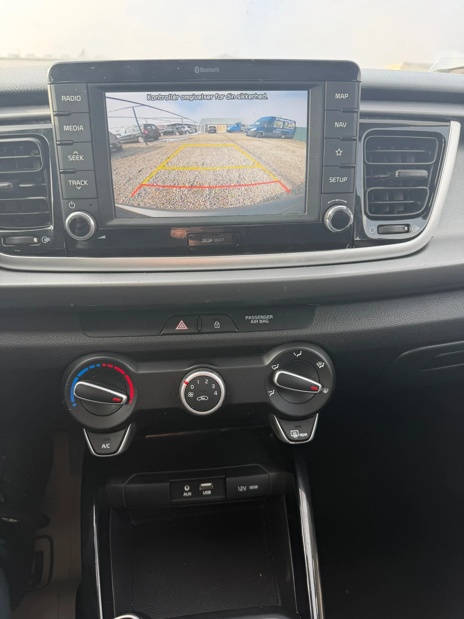 Kia Rio 1.4d/90hp/NAVI/EVRO6/ | Mobile.bg � ����������� 13