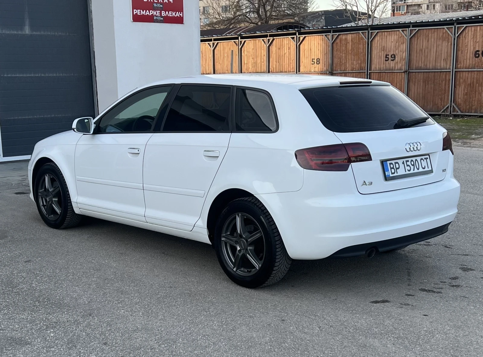 Audi A3 1.6TDI 105кс, снимка 7 - Автомобили и джипове - 53778730