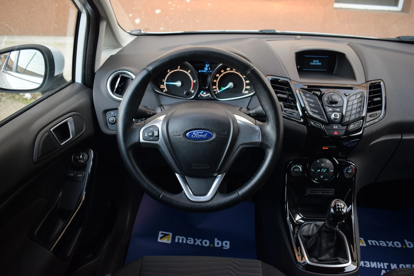 Ford Fiesta 1.6TDCI 95k.c. TITANIUM, снимка 9 - Автомобили и джипове - 53840300